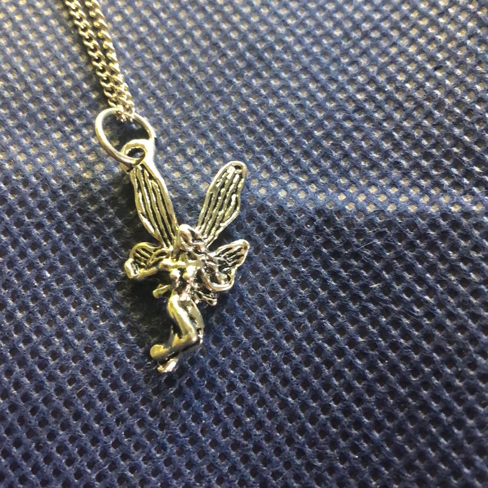 Fairy 🧚♀️ Silver tone necklace